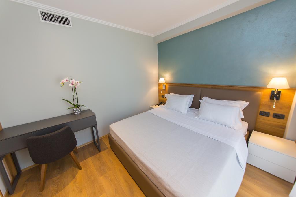 Butrinti Hotel Saranda Zewnętrze zdjęcie